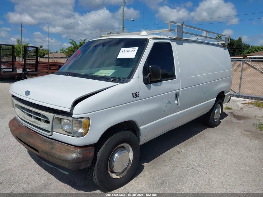 1FTSE34L62HA68422 2002 FORD ECONOLINE photo no. 2