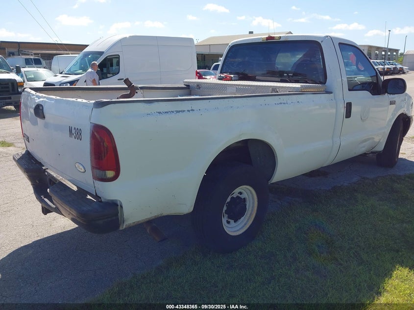 1FTSF30L02EC49312 2002 FORD F350 photo no. 4