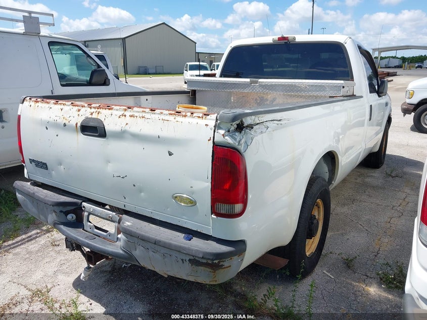 1FTSF30L62EC49315 2002 FORD F350 photo no. 4