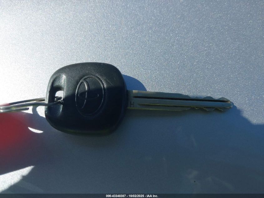 2015 Toyota Corolla Le VIN: 5YFBURHE2FP330643 Lot: 43348387