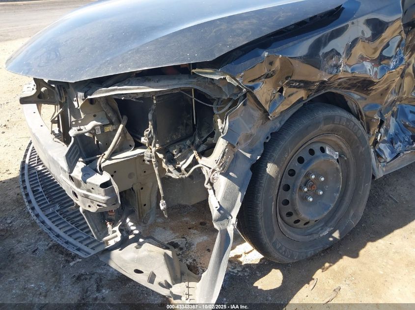 2015 Toyota Corolla Le VIN: 5YFBURHE2FP330643 Lot: 43348387