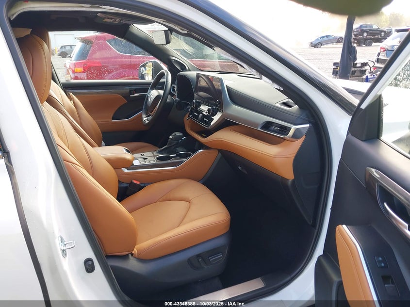 2023 TOYOTA HIGHLANDER HYBRID PLATINUM - 5TDEBRCH3PS583533