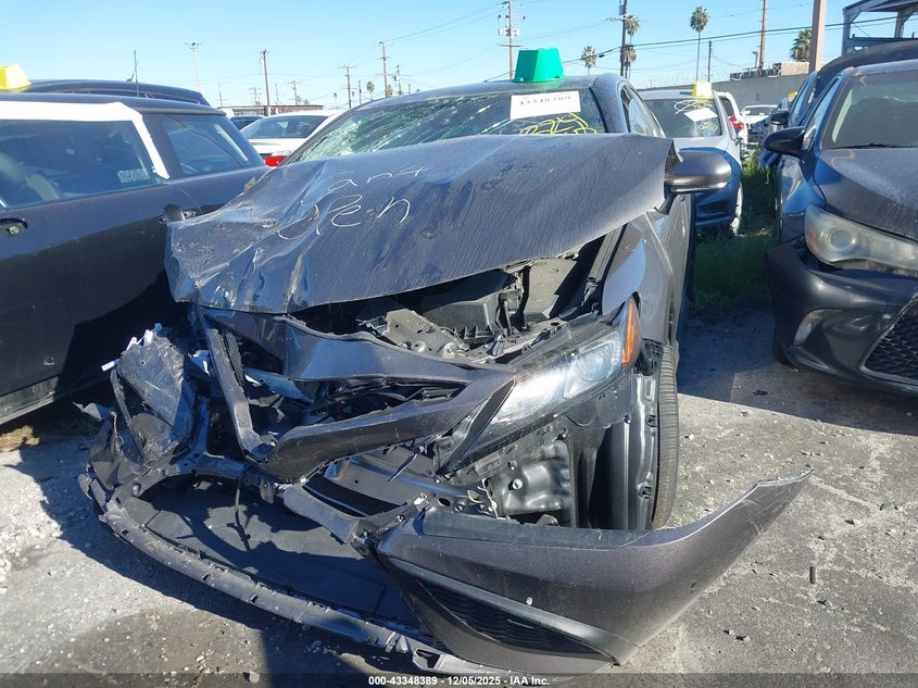 4T1G11AK2NU041355 2022 TOYOTA CAMRY photo no. 12