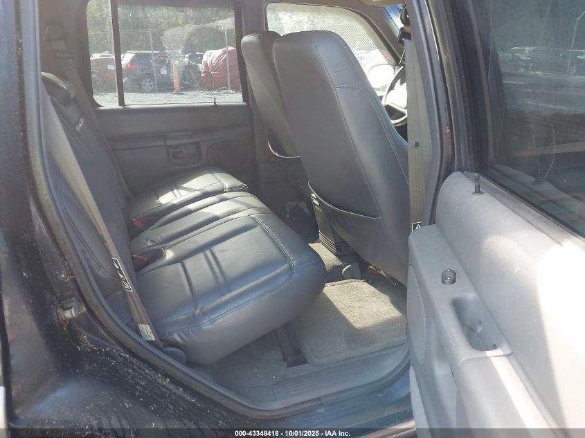 2000 Ford Explorer Eddie Bauer VIN: 1FMDU74E6YZA89029 Lot: 43348418