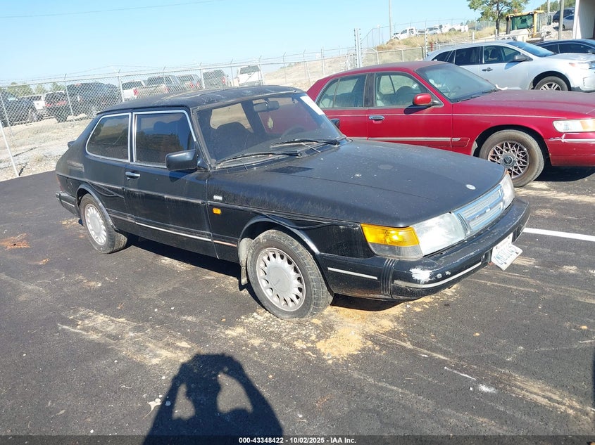 YS3AK35D1K3004290 1989 Saab 900 S auction photo 1