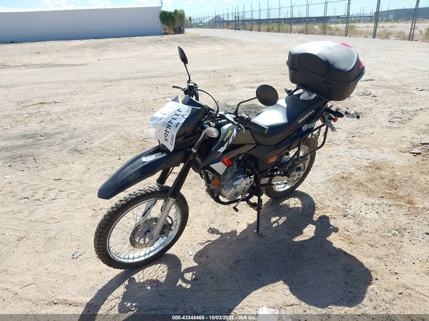 3H1KD131XPD006303 2023 HONDA XR photo no. 2