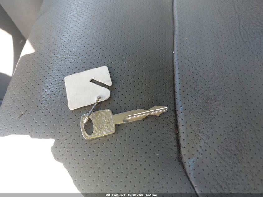 2003 Ford E-350 Super Duty Commercial/Recreational VIN: 1FTSE34L43HA98651 Lot: 43348471