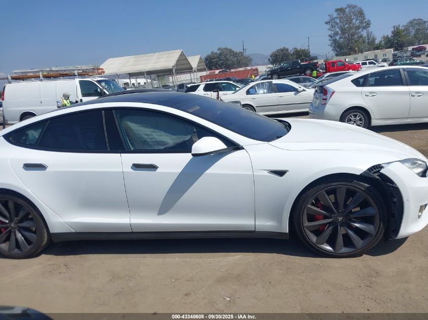 2014 Tesla Model S P85 VIN: 5YJSA1H1XEFP55190 Lot: 43348608