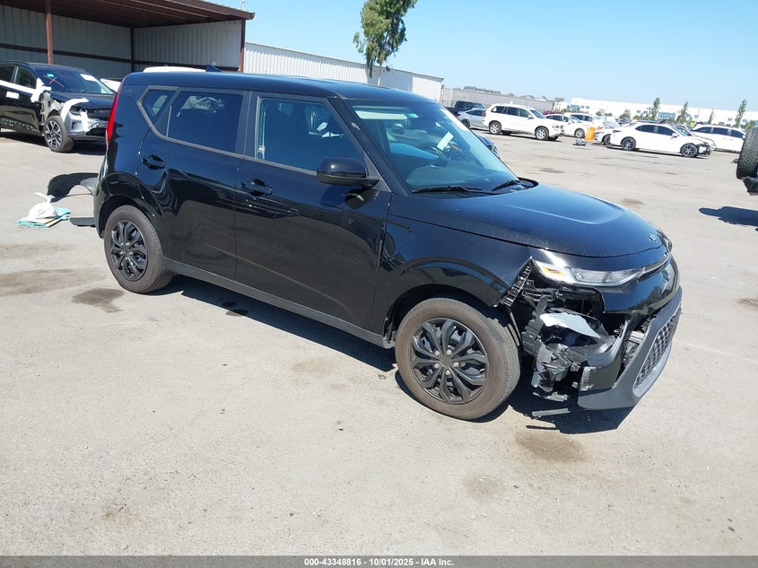 KIA SOUL LX