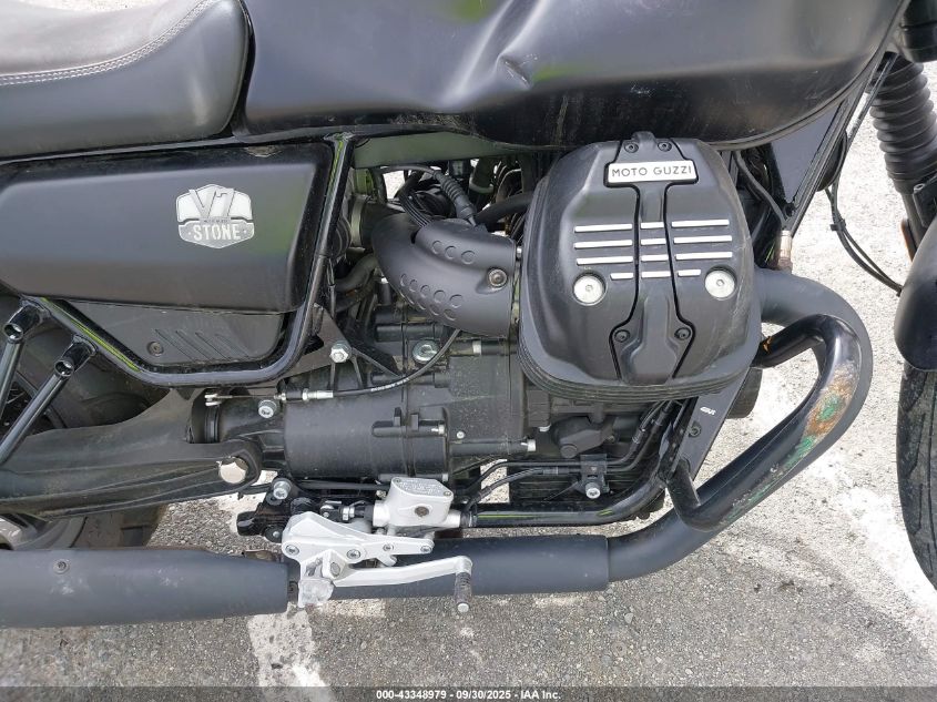 2021 Moto Guzzi V7 Stone VIN: ZGUKZUA03MM000381 Lot: 43348979