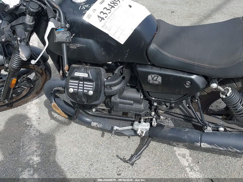 2021 Moto Guzzi V7 Stone VIN: ZGUKZUA03MM000381 Lot: 43348979