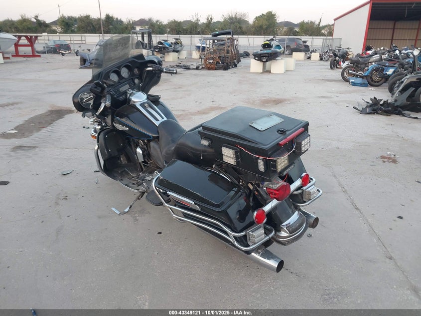 2011 HARLEY-DAVIDSON FLHTCU SHRINE 1HD1FL411BB637248