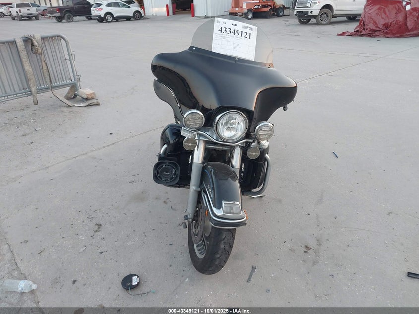 2011 HARLEY-DAVIDSON FLHTCU SHRINE 1HD1FL411BB637248