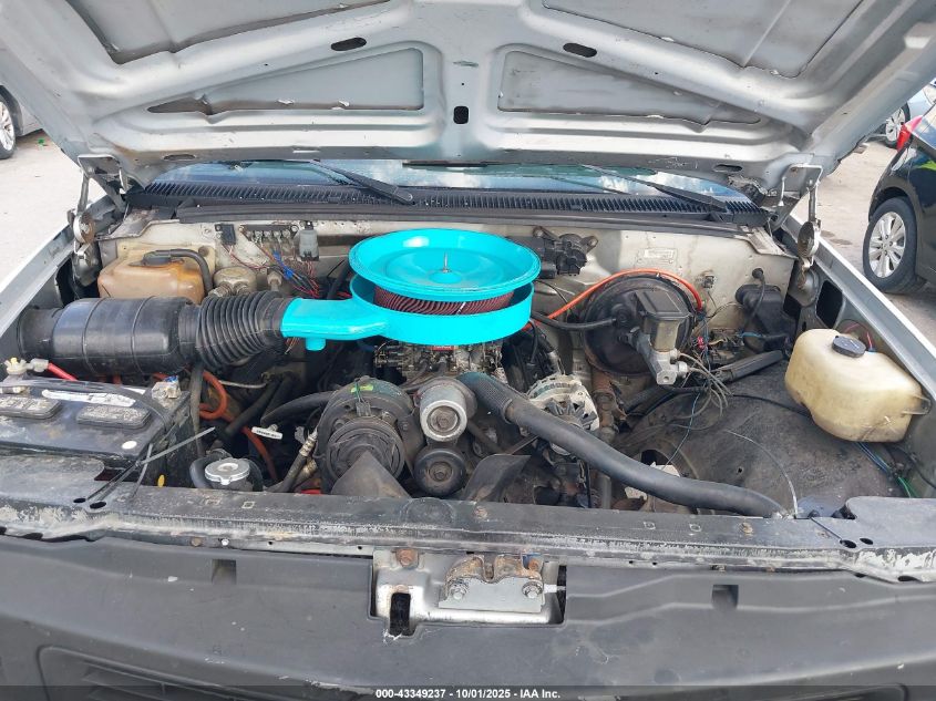 1993 Chevrolet Gmt-400 C1500 VIN: 2GCEC19K5P1210180 Lot: 43349237