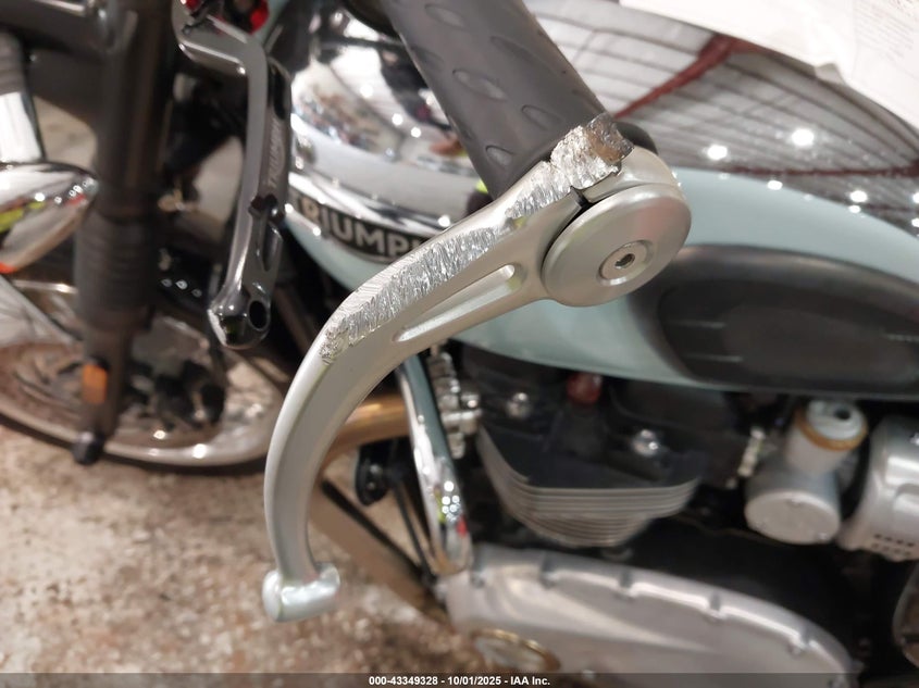 2023 TRIUMPH MOTORCYCLE BONNEVILLE T120/BLACK - SMTD40HLXPTBK6822