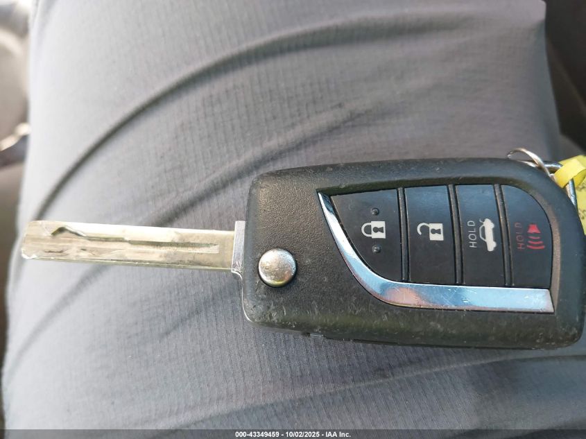 2020 Toyota Corolla Le VIN: 5YFEPRAE2LP073655 Lot: 43349459