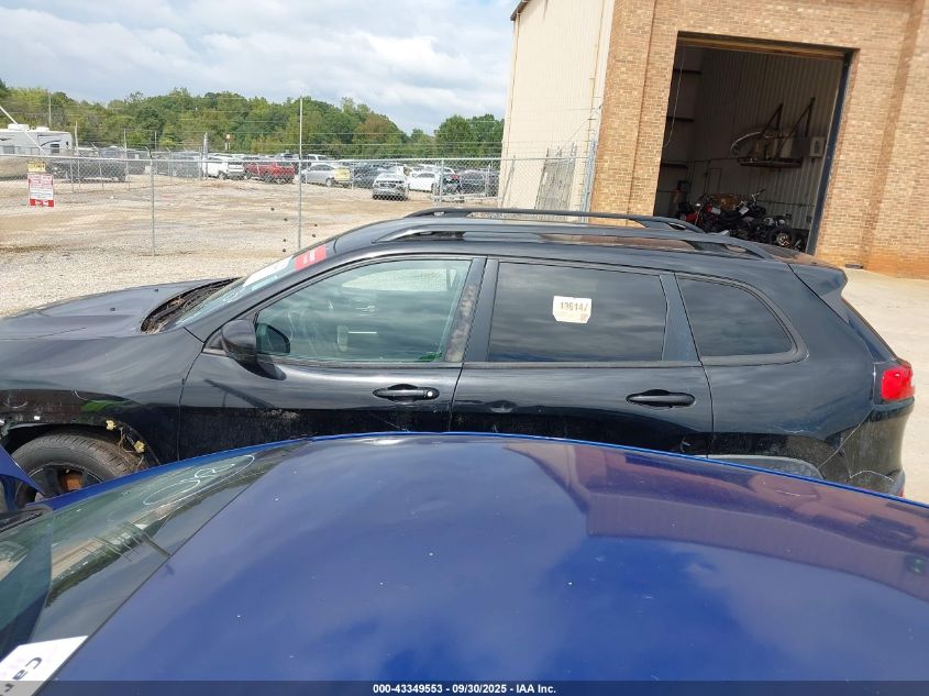 2018 Jeep Cherokee Latitude Fwd VIN: 1C4PJLCB4JD595570 Lot: 43349553