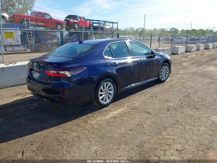4T1C11AK8NU680922 2022 TOYOTA CAMRY photo no. 4