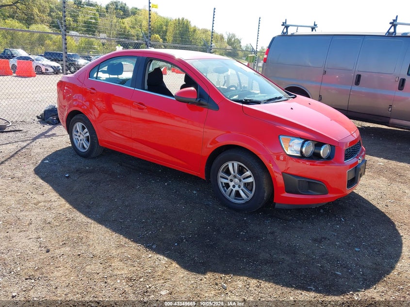 CHEVROLET SONIC LT AUTO