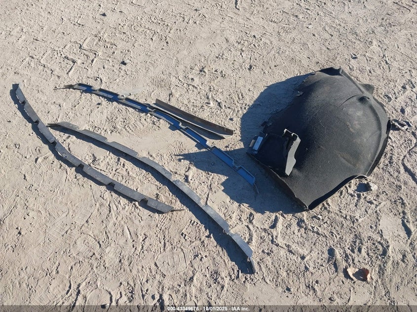 2017 FORD FOCUS SE - 1FADP3K25HL307189