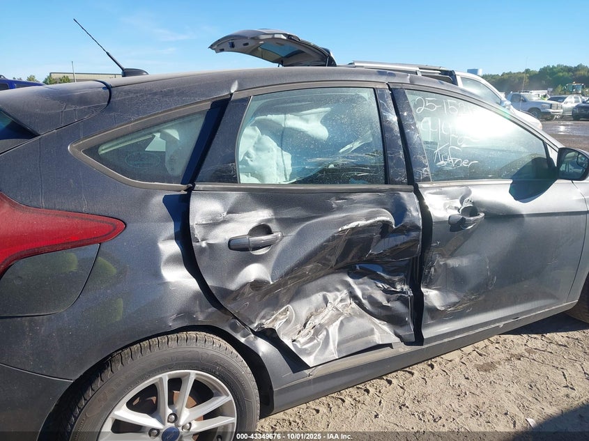 2017 FORD FOCUS SE - 1FADP3K25HL307189