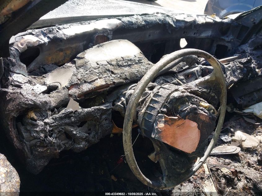 2000 Mercury Grand Marquis Ls VIN: 2MEFM75W5YX721320 Lot: 43349682