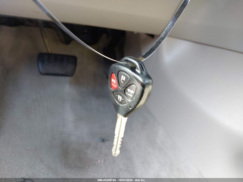 2013 Toyota Corolla Le VIN: 2T1BU4EEXDC082145 Lot: 43349744