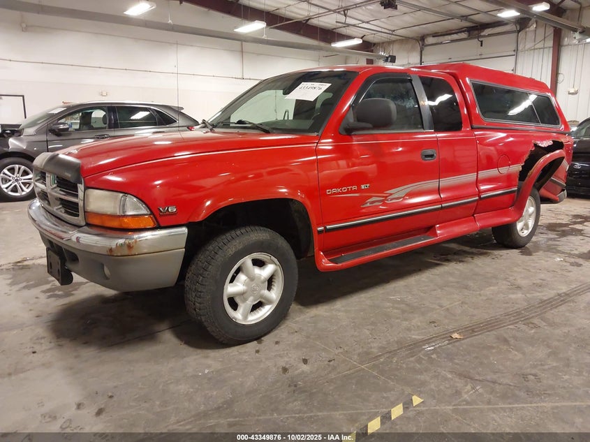 1B7GG23X1VS116575 1997 DODGE DAKOTA photo no. 2