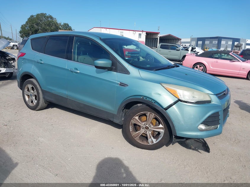 FORD ESCAPE SE