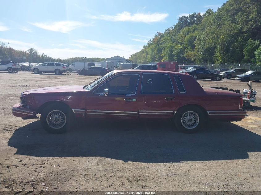 1993 Lincoln Town Car Executive VIN: 1LNLM81W1PY738125 Lot: 43350133