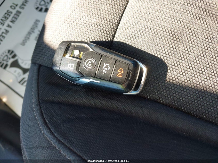 2016 FORD MUSTANG V6 - 1FA6P8AM7G5266253