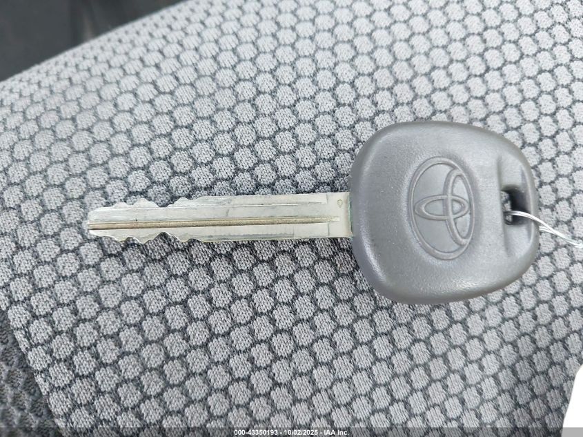 2008 Toyota Matrix Xr VIN: 2T1KR32E18C699472 Lot: 43350193