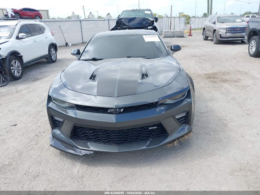 2017 Chevrolet Camaro 2Ss VIN: 1G1FH1R77H0105082 Lot: 43350250