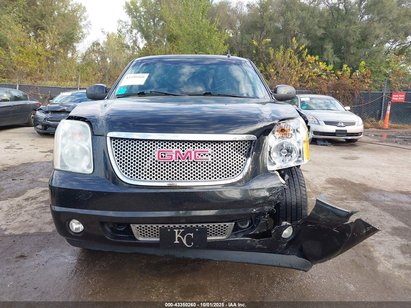 2013 GMC YUKON DENALI - 1GKS2EEF3DR128977
