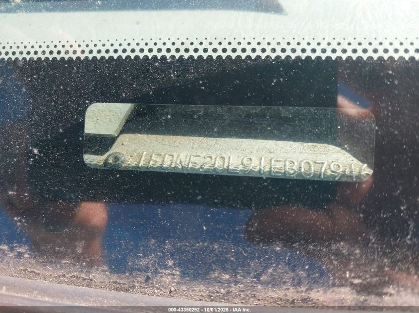 2001 Ford F-250 Xl/Xlt VIN: 1FDNF20L91EB07946 Lot: 43350292