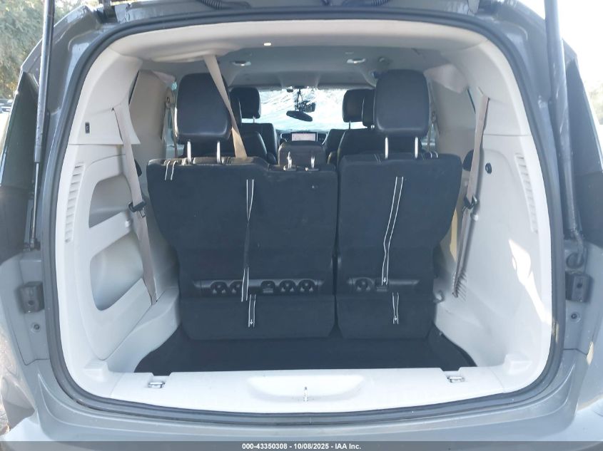 2022 Chrysler Pacifica Touring L VIN: 2C4RC1BG7NR233420 Lot: 43350308