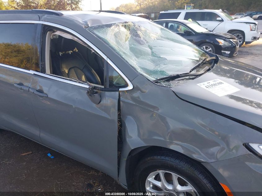 2022 Chrysler Pacifica Touring L VIN: 2C4RC1BG7NR233420 Lot: 43350308