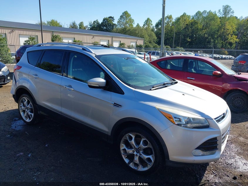 FORD ESCAPE TITANIUM