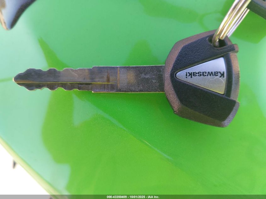 2019 Kawasaki Zx636 K VIN: JKBZXJG10KA000770 Lot: 43350409