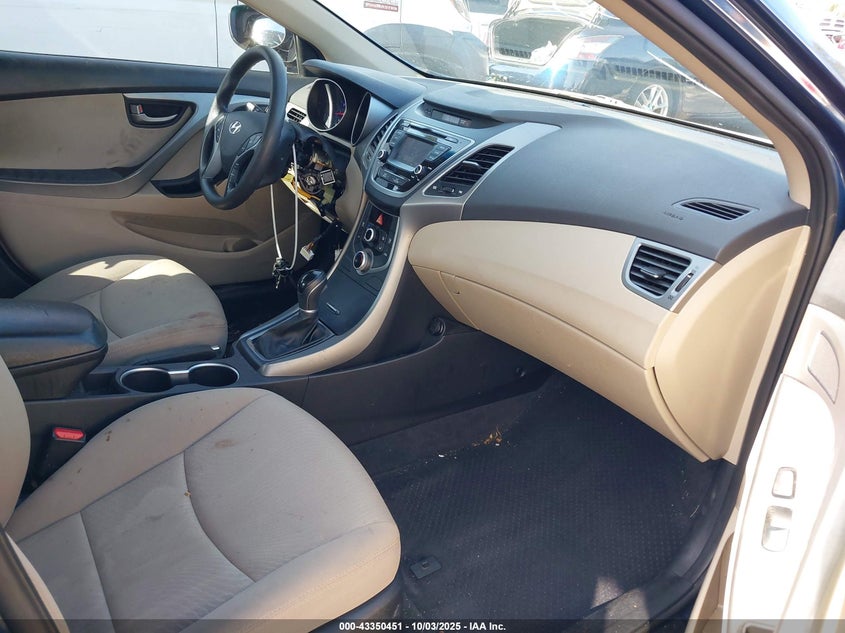 2016 HYUNDAI ELANTRA SE - KMHDH4AE0GU492037