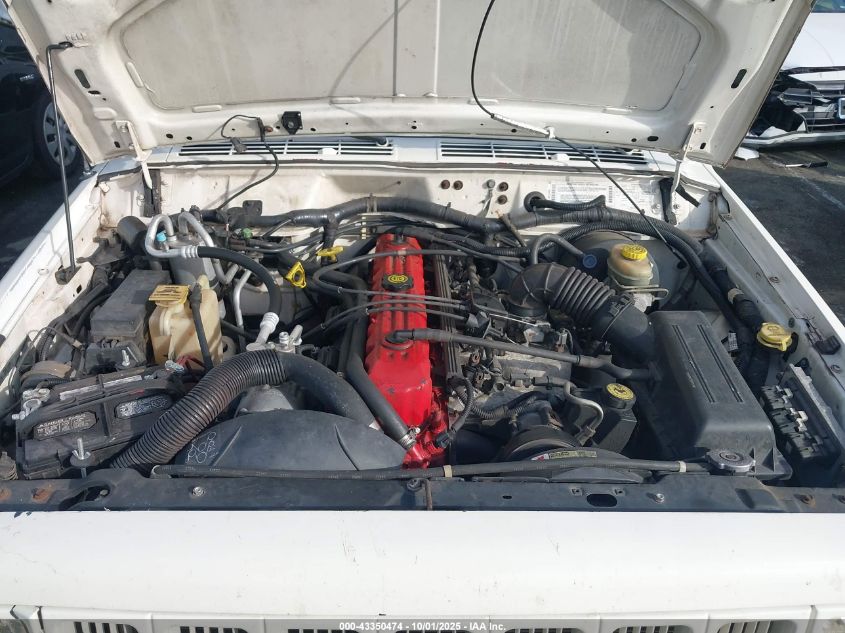 2000 Jeep Cherokee Classic VIN: 1J4FF58SXYL267551 Lot: 43350474