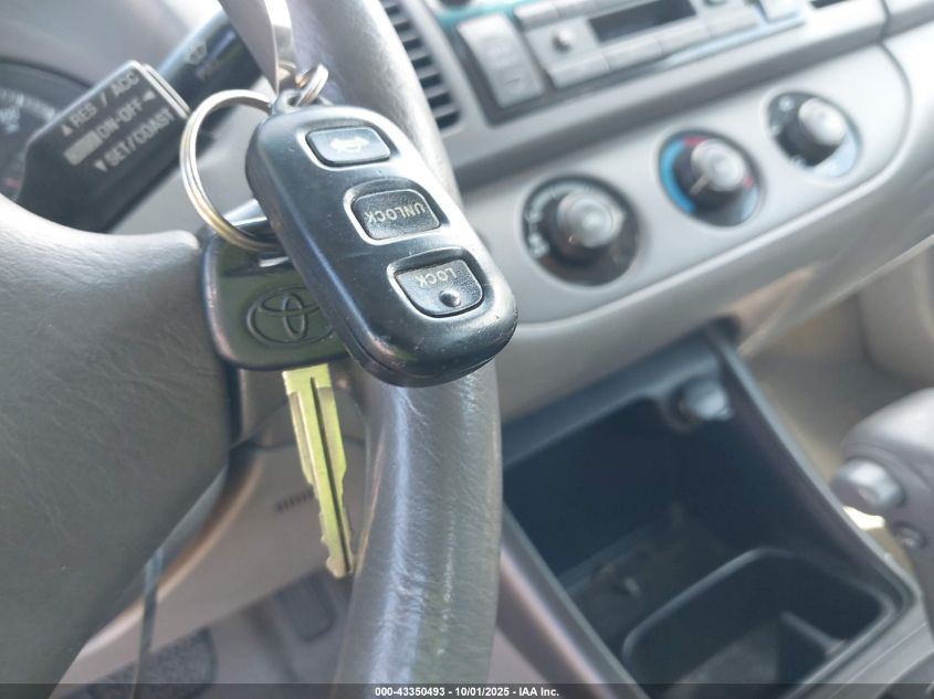 2002 Toyota Camry Le VIN: 4T1BE32KX2U638242 Lot: 43350493