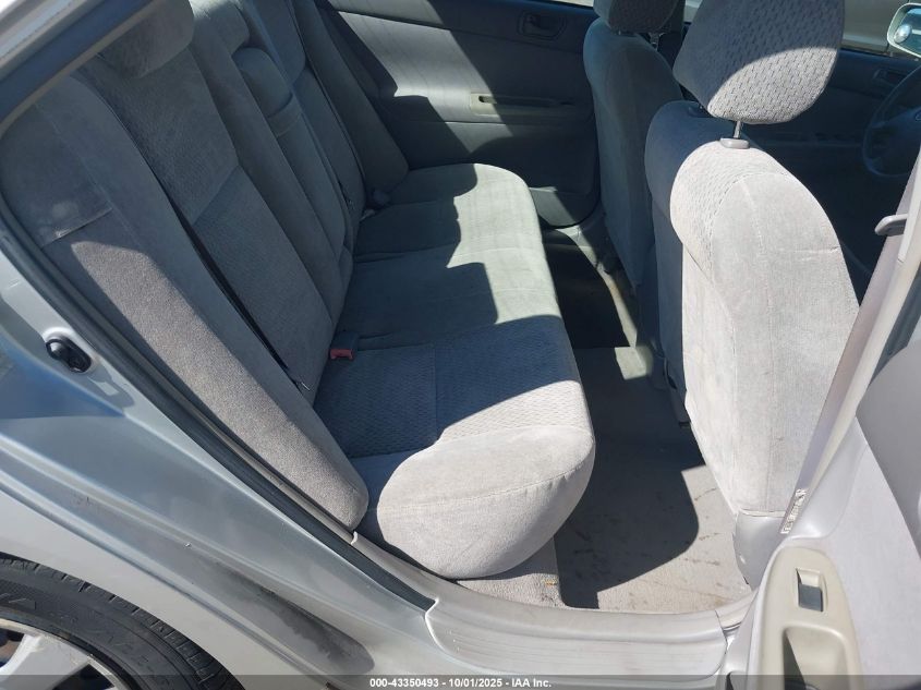 2002 Toyota Camry Le VIN: 4T1BE32KX2U638242 Lot: 43350493