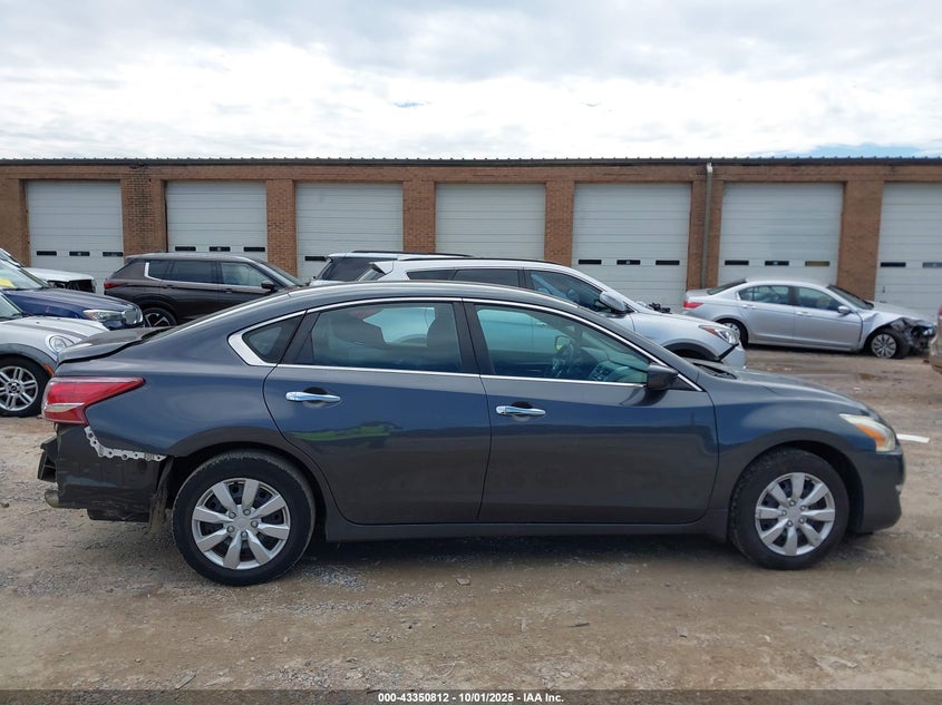 2013 Nissan Altima 2.5 S VIN: 1N4AL3AP2DC268258 Lot: 43350812