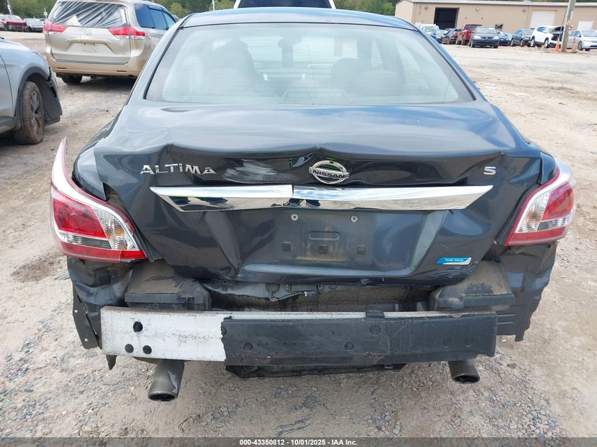2013 Nissan Altima 2.5 S VIN: 1N4AL3AP2DC268258 Lot: 43350812