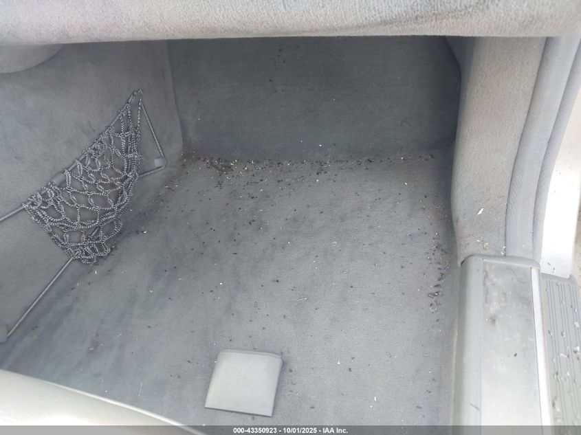 1998 Mercedes-Benz S 500 VIN: WDBGA51G3WA382238 Lot: 43350923