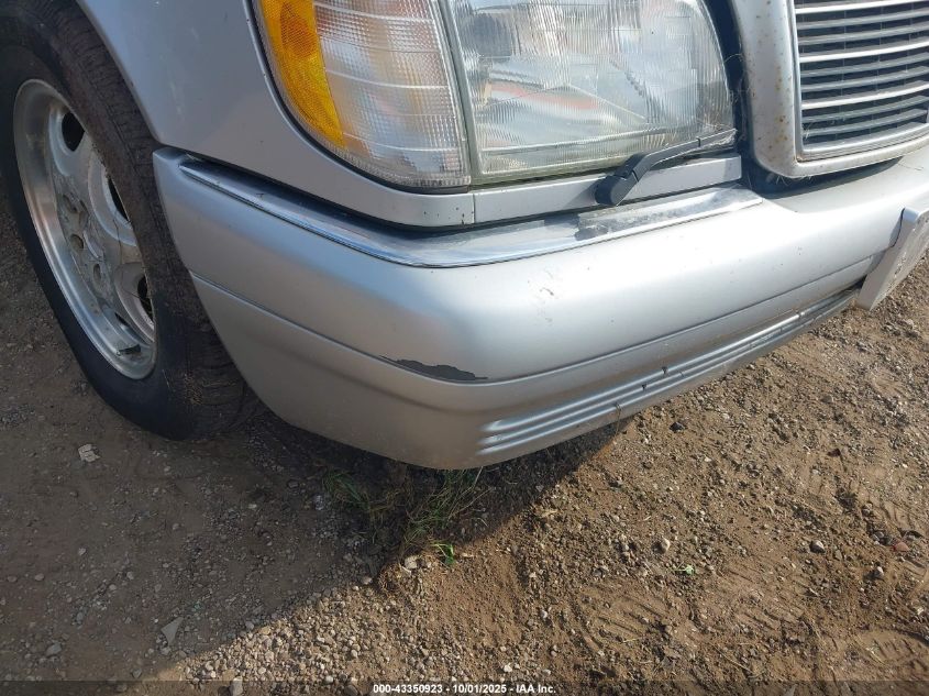 1998 Mercedes-Benz S 500 VIN: WDBGA51G3WA382238 Lot: 43350923