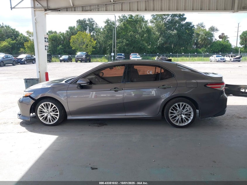 2018 TOYOTA CAMRY XLE - 4T1B11HK9JU093608