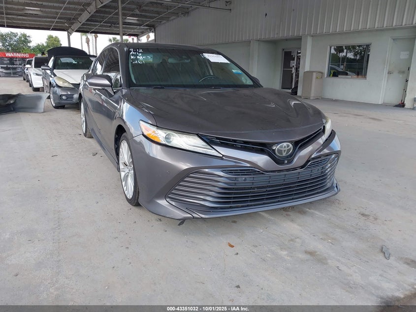 2018 TOYOTA CAMRY XLE - 4T1B11HK9JU093608