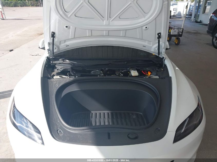 2025 Tesla Model 3 Long Range Rear-Wheel Drive VIN: 5YJ3E1EA7SF988419 Lot: 43351050
